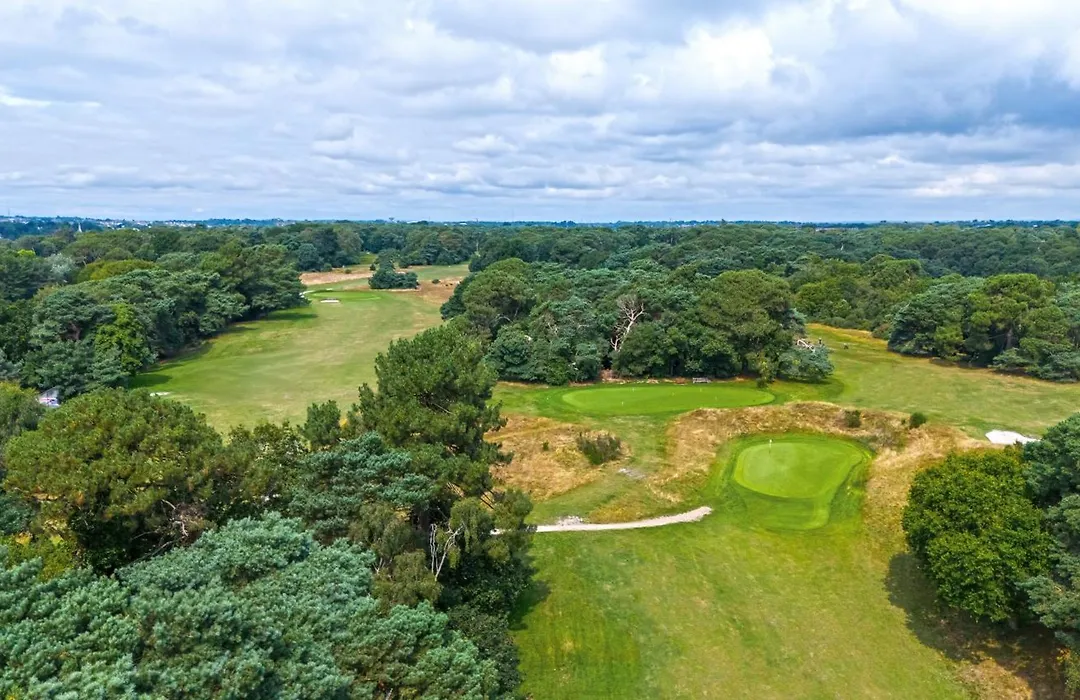 The Lodge At Meyrick Park-1